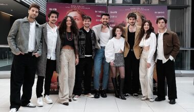 29 Mart'ta Vizyona Girecek, 'Güneşi Söndürmem Gerek' Filminin Ön Gösterimine Büyük İlgi!