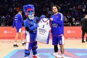 Anadolu Efes Spor Kulübü, 8 Mart Dünya Kadınlar Günü kapsamında Yanındayız Derneği iş birliğiyle önemli bir çalışmaya imza attı