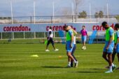 Dick Advocaat'ın çalıştırdığı Curaçao Futbol Milli Takımı, Corendon sponsorluğunda Titanic Deluxe Golf Belek'te