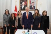 Egeli akademisyenler kadına yönelik şiddet konusunda sağlık profesyonellerini eğitecek