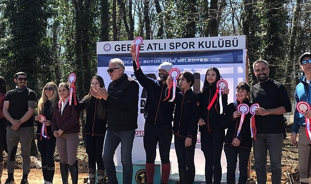 En dayanıklı atlar 120 km'lik parkurda yarıştı