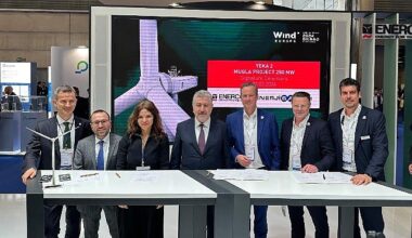 Enerjisa Üretim ve Enercon 1000 MW'lık YEKA – 2 Projesinin 250 MW'lık Muğla Etabı Türbin Anlaşmasını İmzaladı Enerjisa Üretim ve Enercon 1000 MW'lık YEKA – 2 Projesinin 250 MW'lık Muğla Etabı Türbin Anlaşmasını İmzaladı