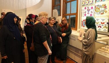 Kocaeli'nin 65 yaş üstü çınarları Yerel Kültür Müzesinde;  Çocukluklarını hatırladılar