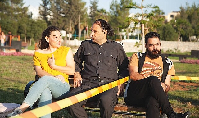 Lefkoşa Belediye Tiyatrosu “Parkta Güzel Bir Gün" Oyunuyla İstanbul'da