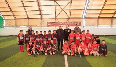 Nevşehir Belediyesi tarafından düzenlenen 3. İlkokullar Arası 23 Nisan Halı Saha Futbol Turnuvası başladı