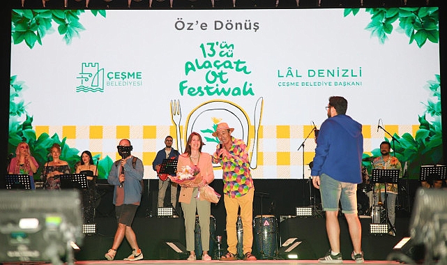 13. Alaçatı Ot Festivali'nde Ayhan Sicimoğlu rüzgarı