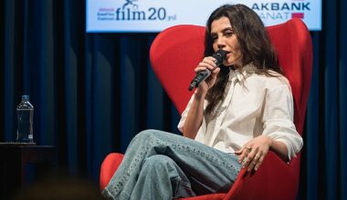 20. Akbank Kısa Film Festivali'nde Gökçe Bahadır söyleşisine sinemaseverlerden yoğun ilgi