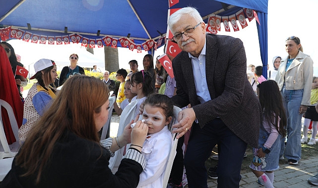 Burhaniye Belediyesi tarafından 23 Nisan Ulusal Egemenlik ve Çocuk Bayramı'nın coşku ile kutlanması için çeşitli etkinlikler planlandı