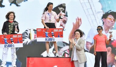 Maraton İzmir'de ödüller dağıtıldı