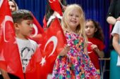 Seferihisar'da 23 Nisan coşkusu erken başladı