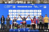 Yenişehir'deki Dünya Paratriatlon Kupası'nda tarih yazıldı