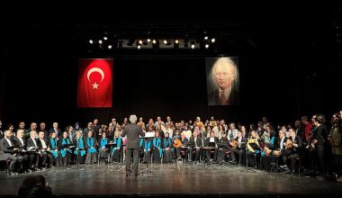 “Aşk ile” konseri Kocaelilileri mest etti