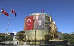 Aydın Büyükşehir Belediyesi Billboard ve Reklam Mecralarını Kendisi İşletecek