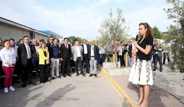 Başkan Ünsal işçilerle buluştu: Bana güvenin. Zor günleri dayanışmayla aşacağız!
