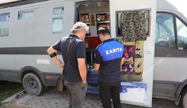Bayraklı’da karavan işgaline zabıta engeli