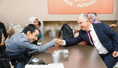 Bergama Belediye Başkanı Dr. Tanju ÇELİK Bergama Kültür Merkezi’nde düzenlenen etkinliklere katıldı Bergama Belediye Başkanı Dr. Tanju ÇELİK Bergama Kültür Merkezi’nde düzenlenen etkinliklere katıldı