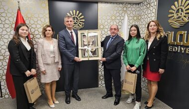 Gölcük’ün Başarılı Sporcuları Başkan Sezer’i Ziyaret Etti