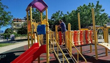 Kemer’deki parklarda tamirat çalışmaları