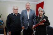 Menderes Belediye Başkanı İlkay Çiçek Anneler Günü’nde şehit anneleri ile huzurevinde yaşayan anneleri unutmadı