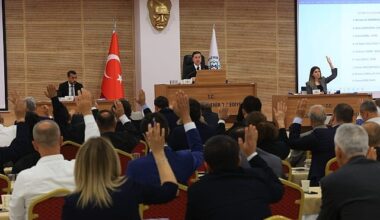 Muğla Büyükşehir Belediye Meclisi Ahmet Aras ; “Öğrenciler için 1 TL’ye düşürdüğümüz sefer ağını genişletiyoruz”