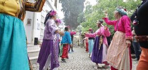 Narlıdere, bolluk ve bereketin simgesi Hıdırellez'i Tarihi Yukarıköy'de karşıladı
