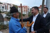 Nevşehir Belediye Başkanı Rasim Arı, belediye ekiplerinin mahallelerdeki çalışma alanlarında incelemelerini sürdürüyor