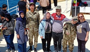 Onlar Şimdi Asker