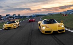 Pirelli’nin Ferrari Classic için sunduğu kataloğa eklenen yeni lastik iki büyük İtalyan markası arasındaki yetmiş yılı aşkın ilişkiyi güçlendiriyor