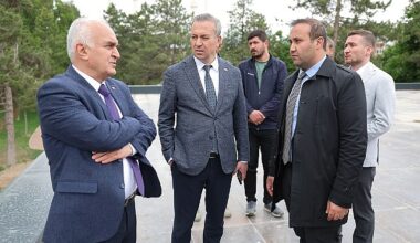 Sivas Belediyesi tarafından Eski Numune Hastanesi yerine kazandırılan millet bahçesi projesinde sona yaklaşıldı Sivas Belediyesi tarafından Eski Numune Hastanesi yerine kazandırılan millet bahçesi projesinde sona yaklaşıldı