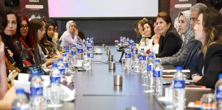 Girişimci Kadınlar 1 Milyon TL Ödüllü Yarışmada Projelerini Sunacak! Girişimci Kadınlar 1 Milyon TL Ödüllü Yarışmada Projelerini Sunacak!