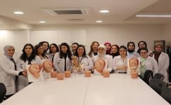 Dijitalleşme Ebelik Hizmetlerini Dönüştürüyor